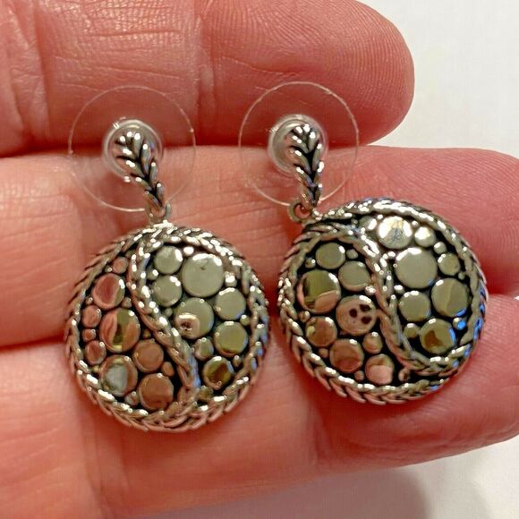 Silver Tone pierced earrings drop dangle rounds - Picture 3 of 3